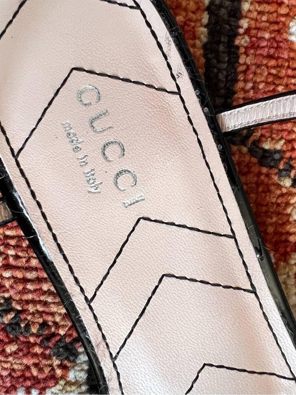 Gucci - Picture 3 of 4